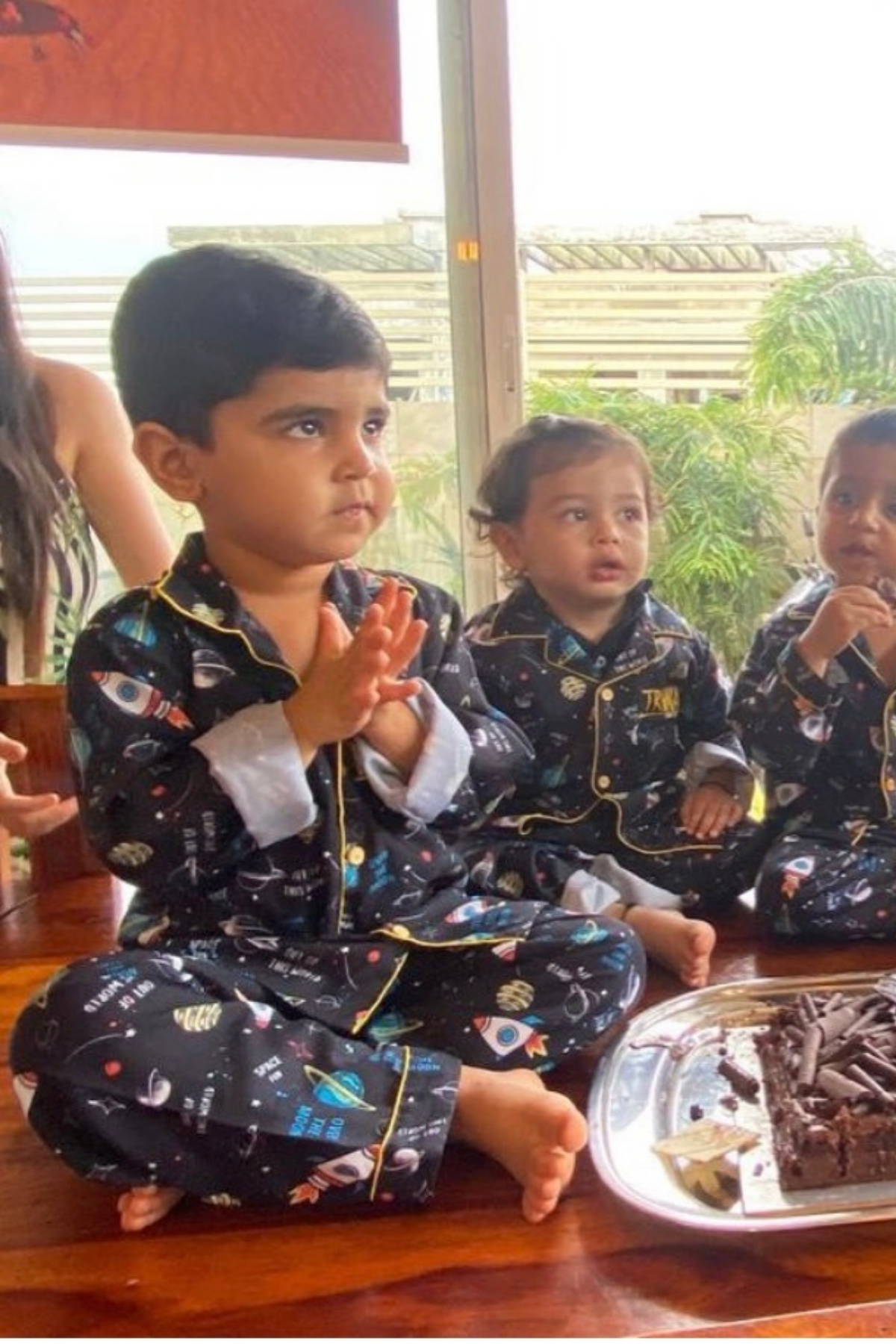 ATLAS  KIDS NIGHTSUITS SET