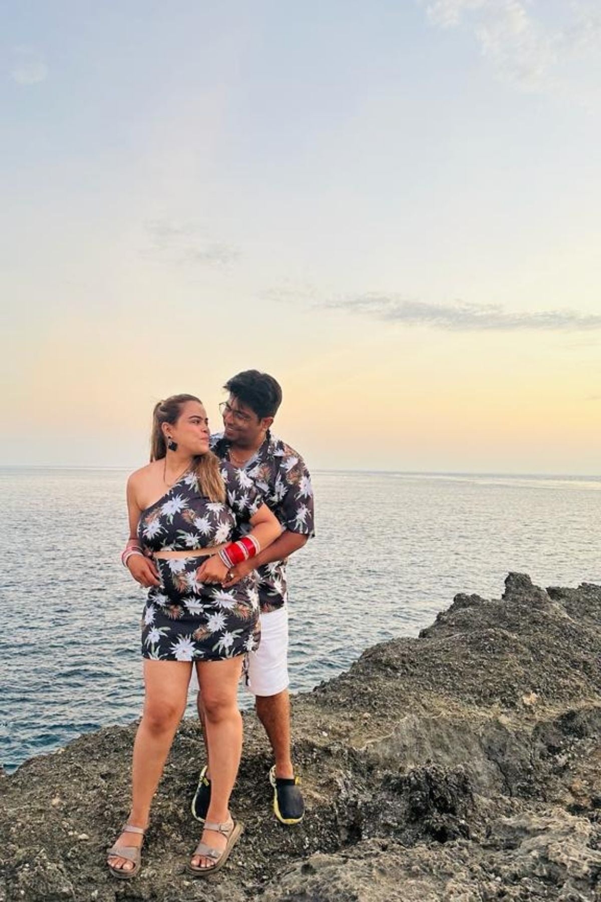 PACIFIC PETAL TRES COUPLE SET