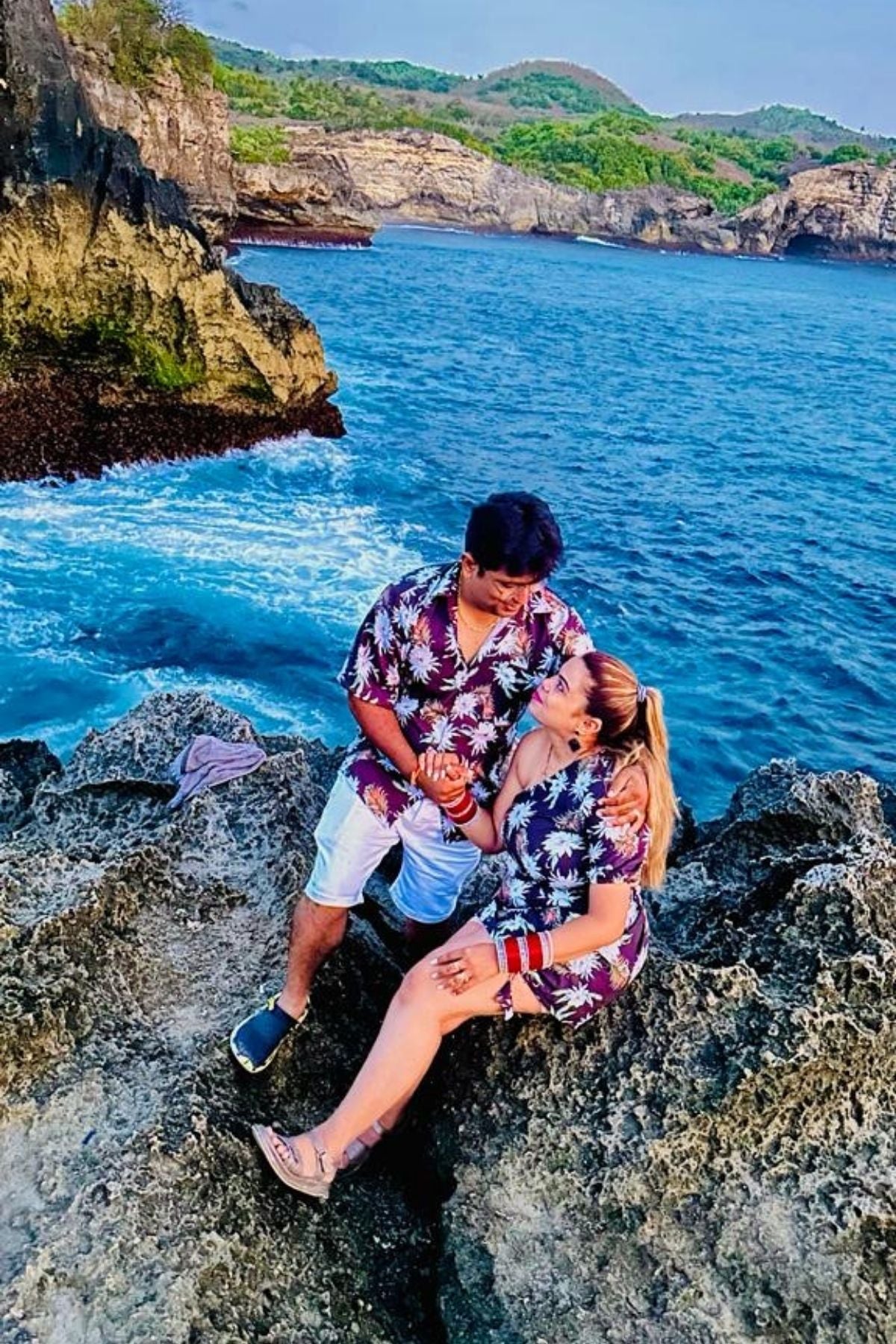 PACIFIC PETAL TRES COUPLE SET