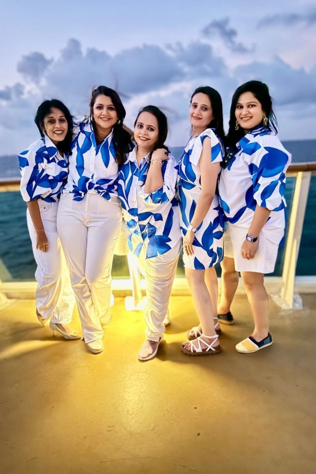 TWIN TONE FAMILY SET