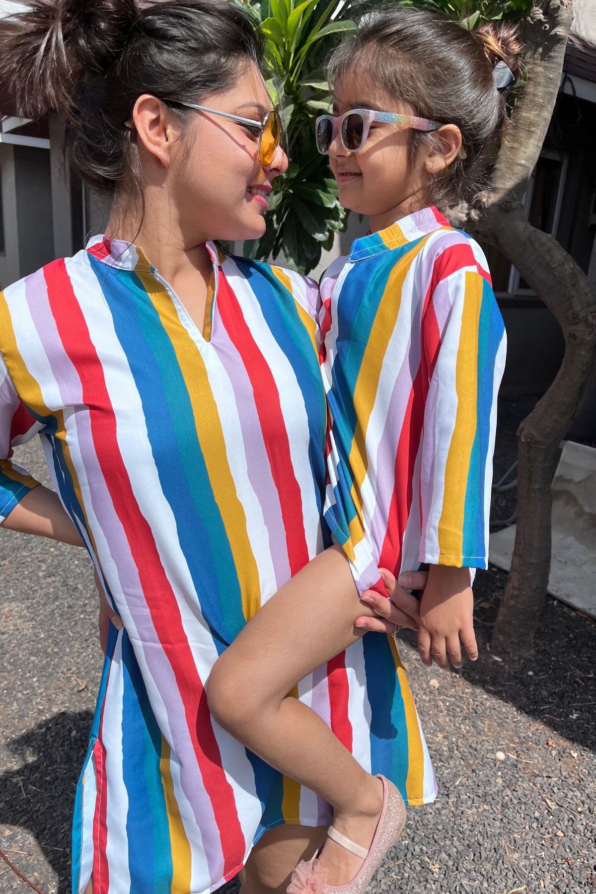 VIBRANT STRIPES KIDS NIGHTSUITS SET