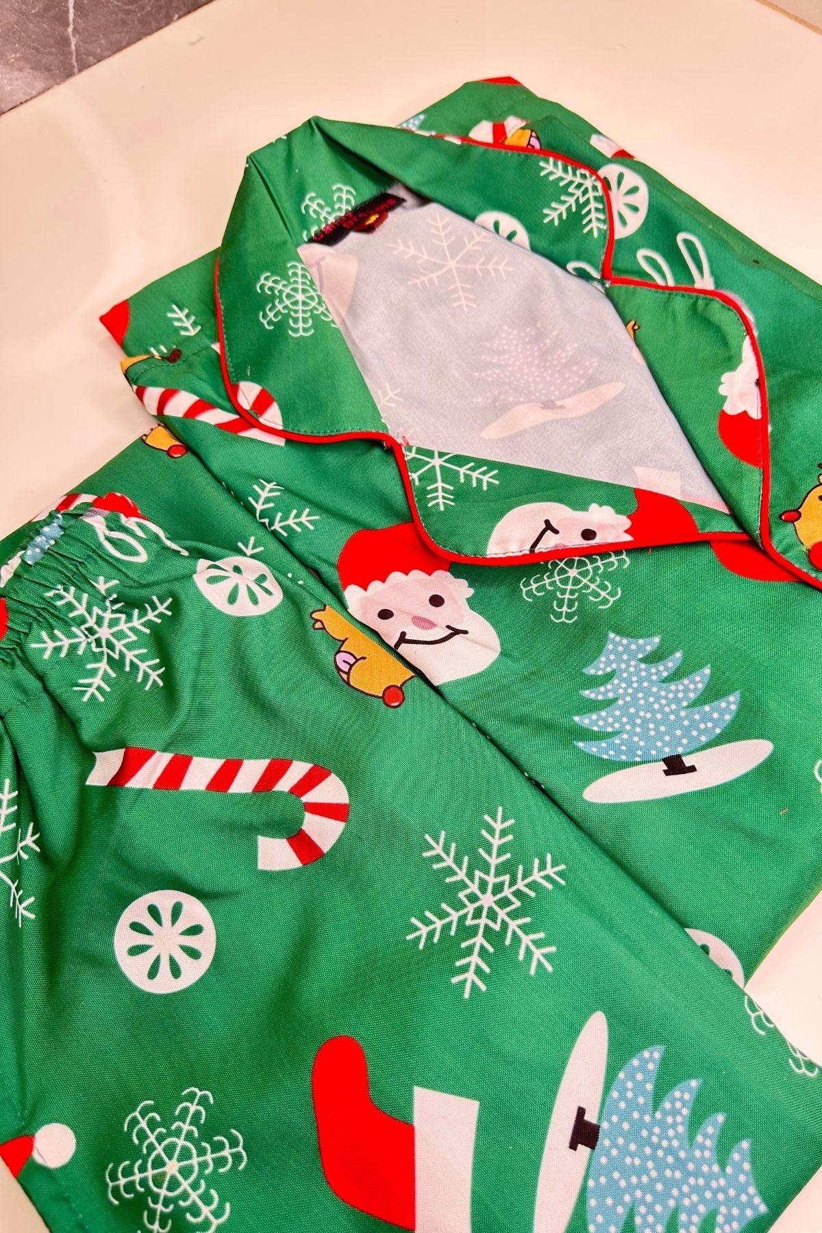 CHRISTMAS COVE WOMEN NIGHTSUIT SET