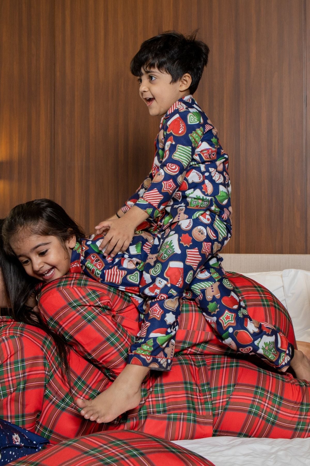 CHILLY CHEER MEN NIGHTSUIT SET