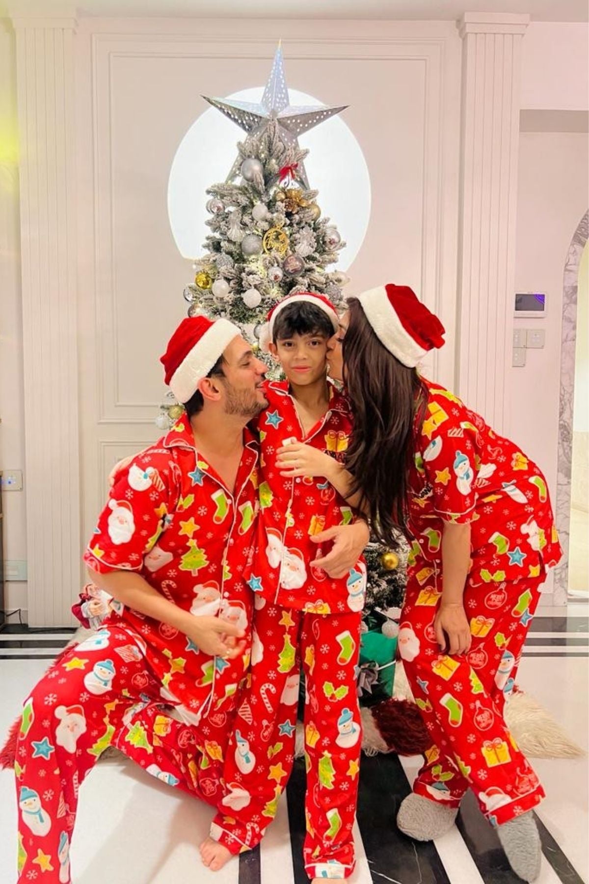 SNOWY SNUGGLES GIRL NIGHTSUITS SET