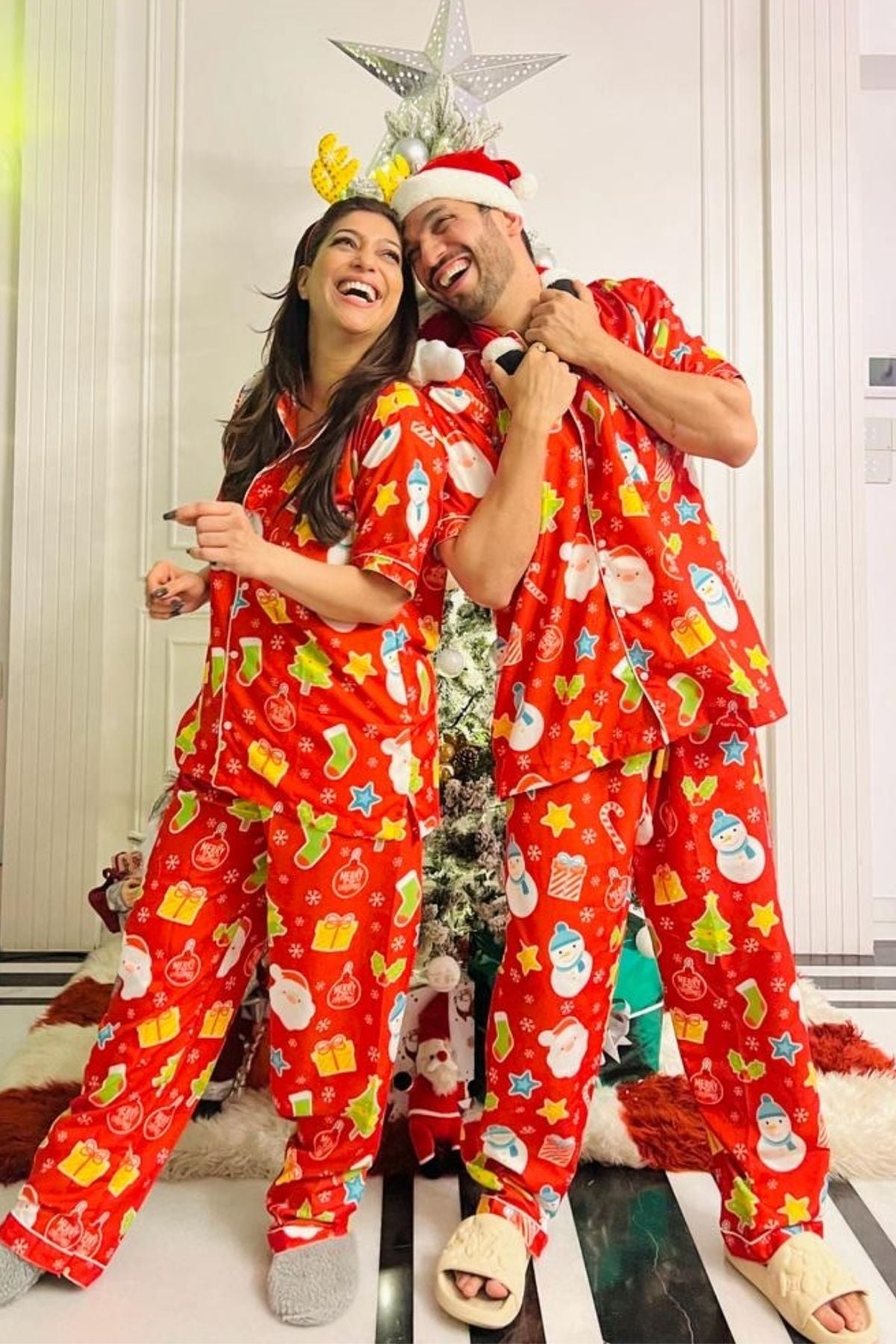 SNOWY SNUGGLES FAMILY NIGHTSUITS SET