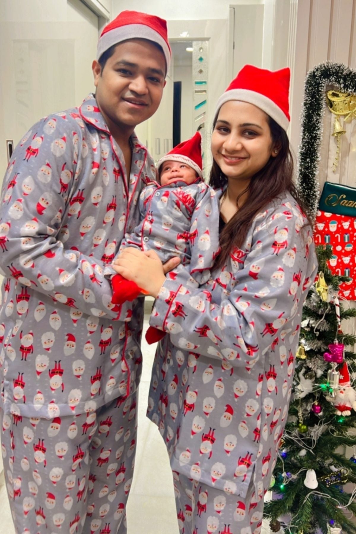 SILVER SANTA FAMILY NIGHTSUIT SET