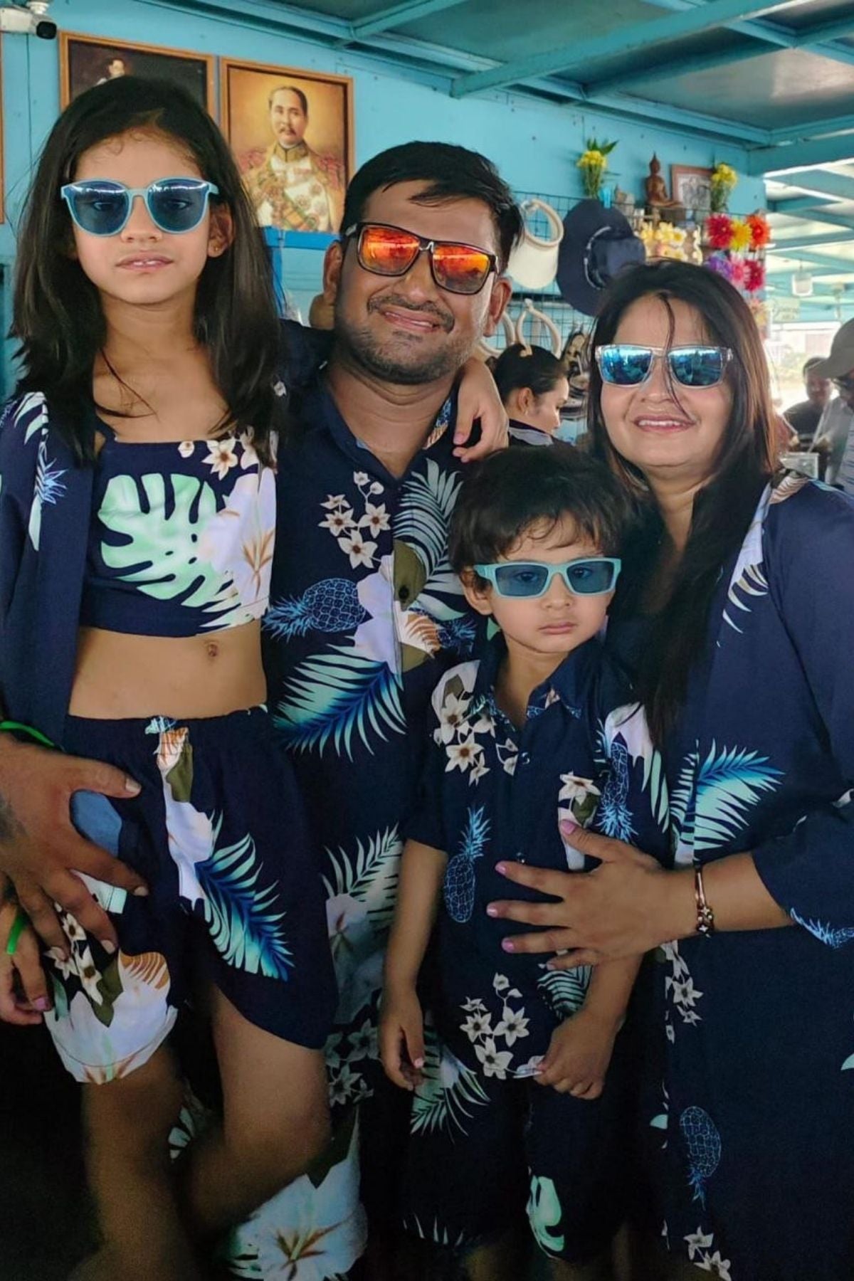 HAWAIIN HIBISCUS FAMILY SET