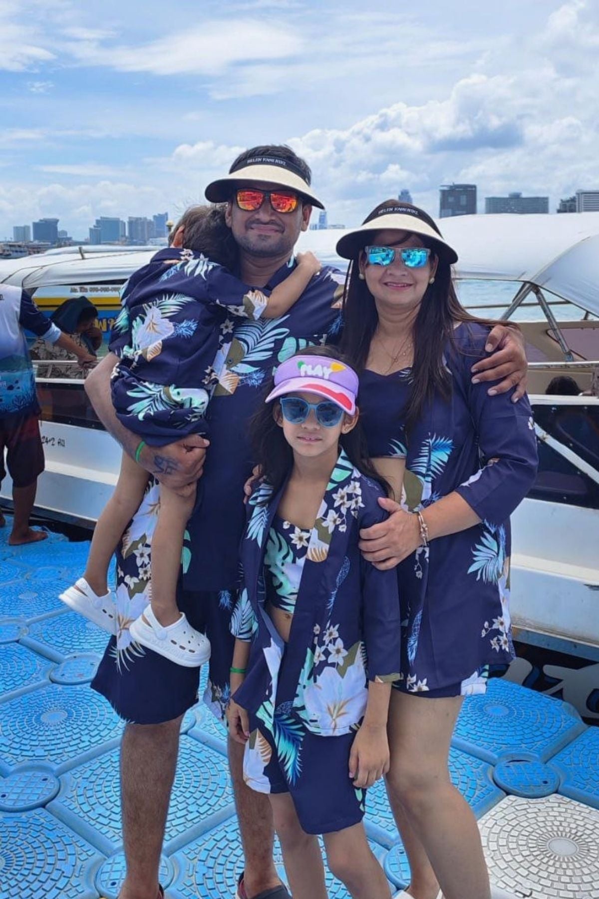 HAWAIIN HIBISCUS FAMILY SET