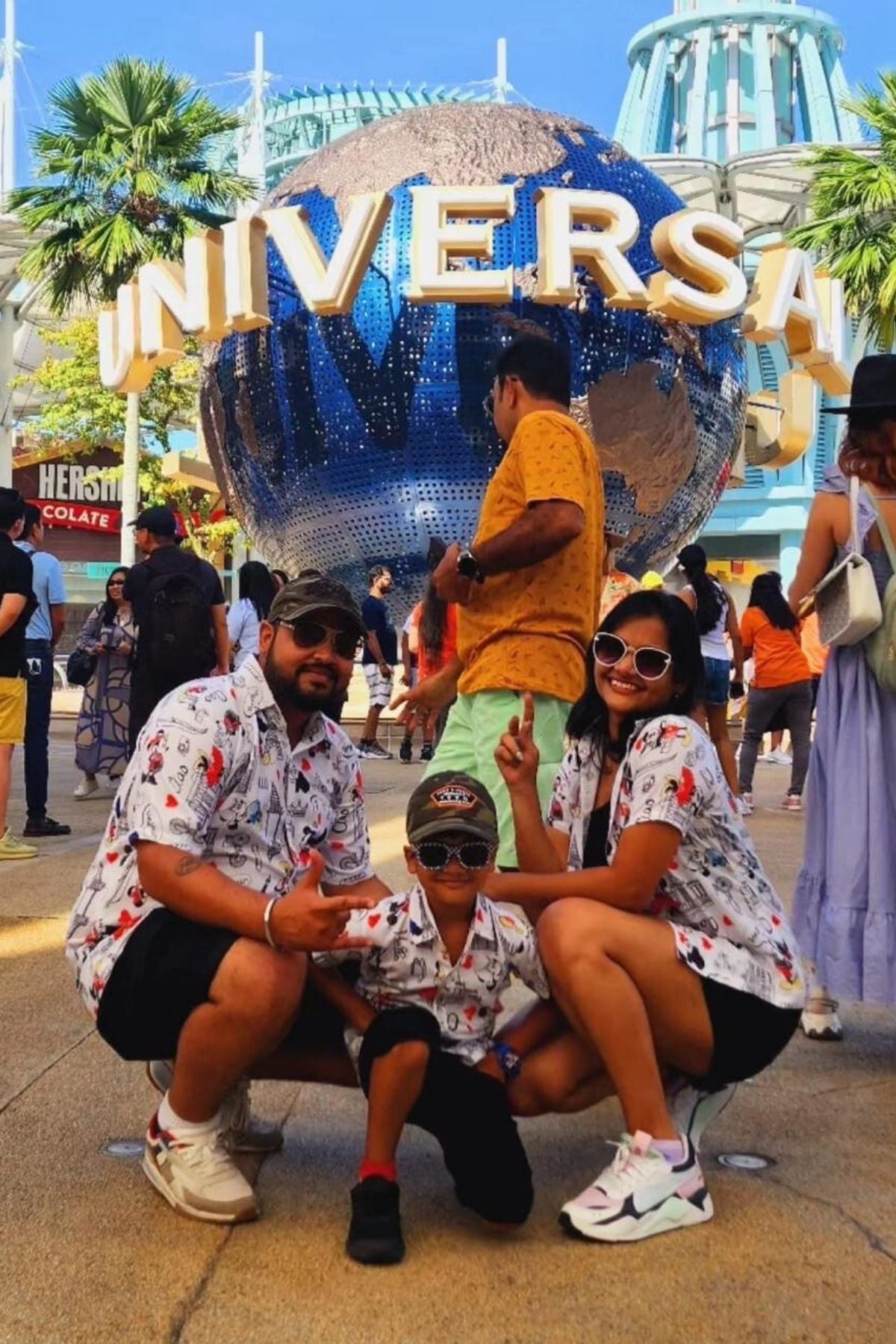 FOREVER DISNEY MEN'S CO-ORDS