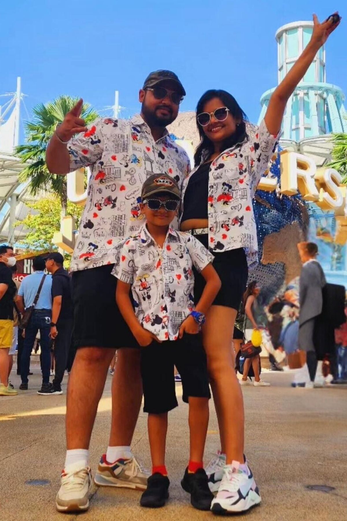 FOREVER DISNEY MEN'S CO-ORDS