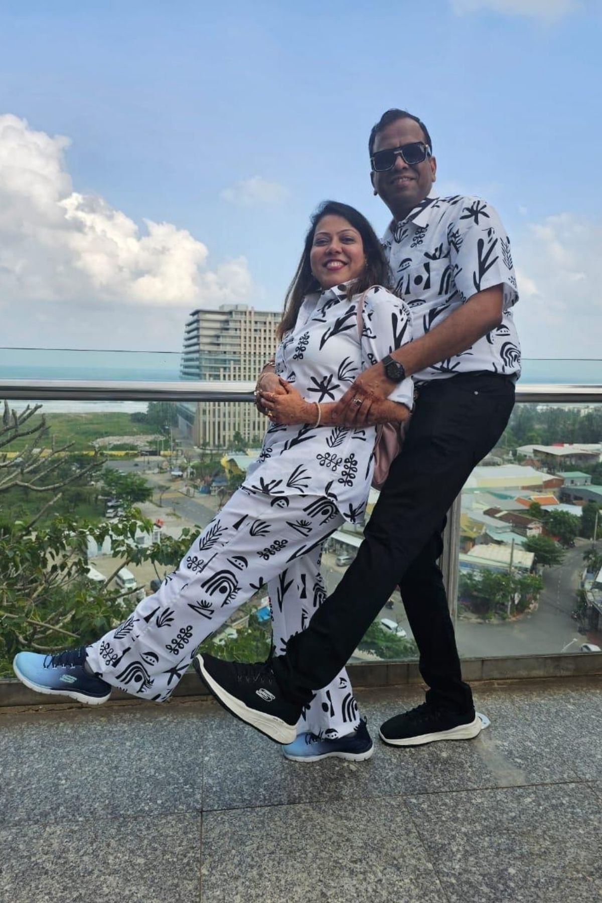 VOYAGE VIBE COUPLE SET