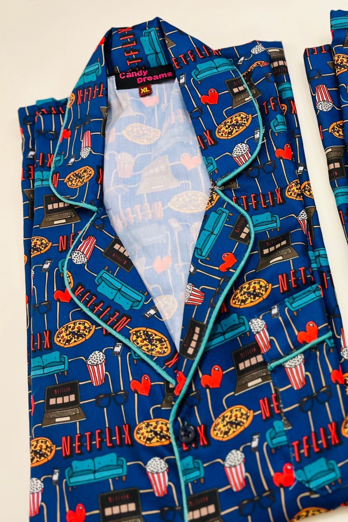 ARTFUL NETFLIX WOMEN NIGHTSUITS SET