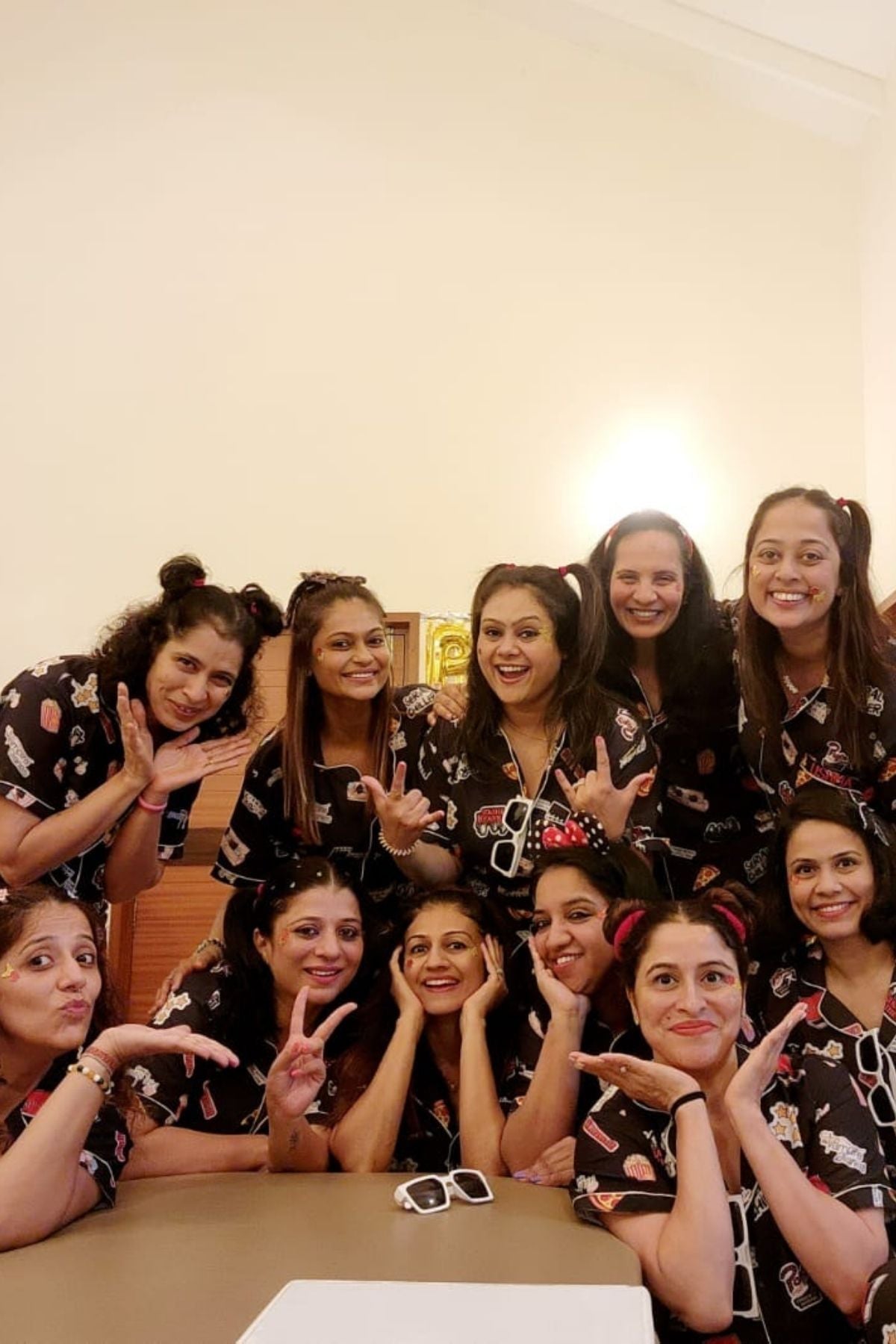 CHILL CHAMPIONS WOMEN NIGHTSUITS SET